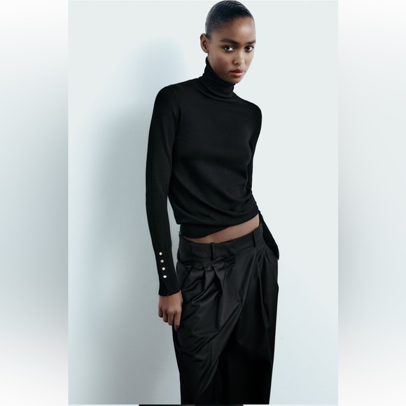 NWT! Zara Turtleneck Black Sweater! Size L! - Picture 2 of 7
